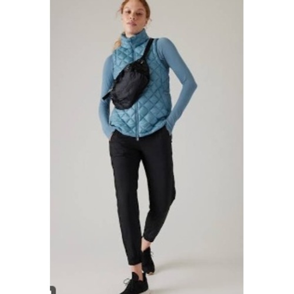 Athleta Excursion Belt Bag Black Diamond Ripstop Waist Pack Hiking Travel Bag